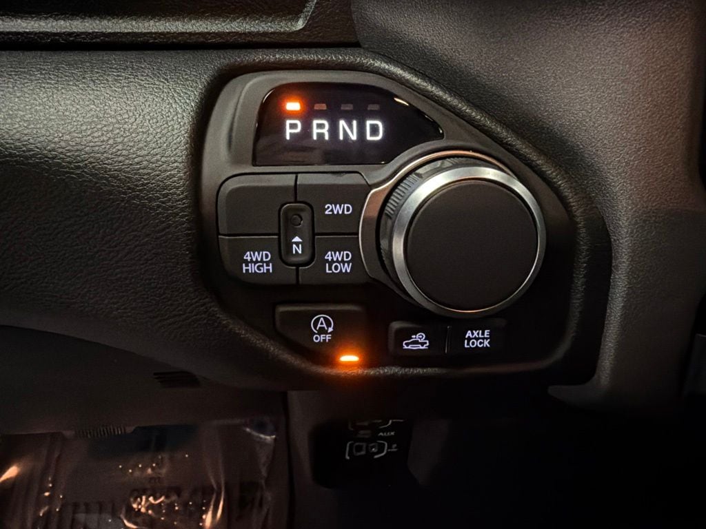 2026 RAM 1500 Warlock - Photo 25