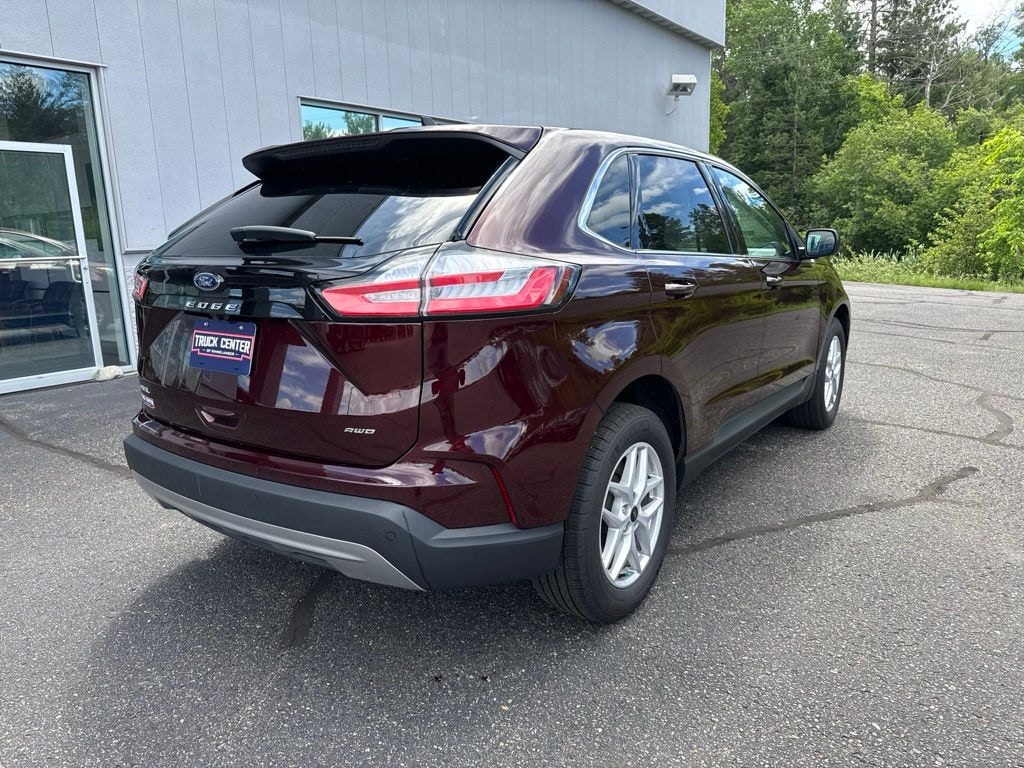 Used 2024 Ford Edge SEL SUV