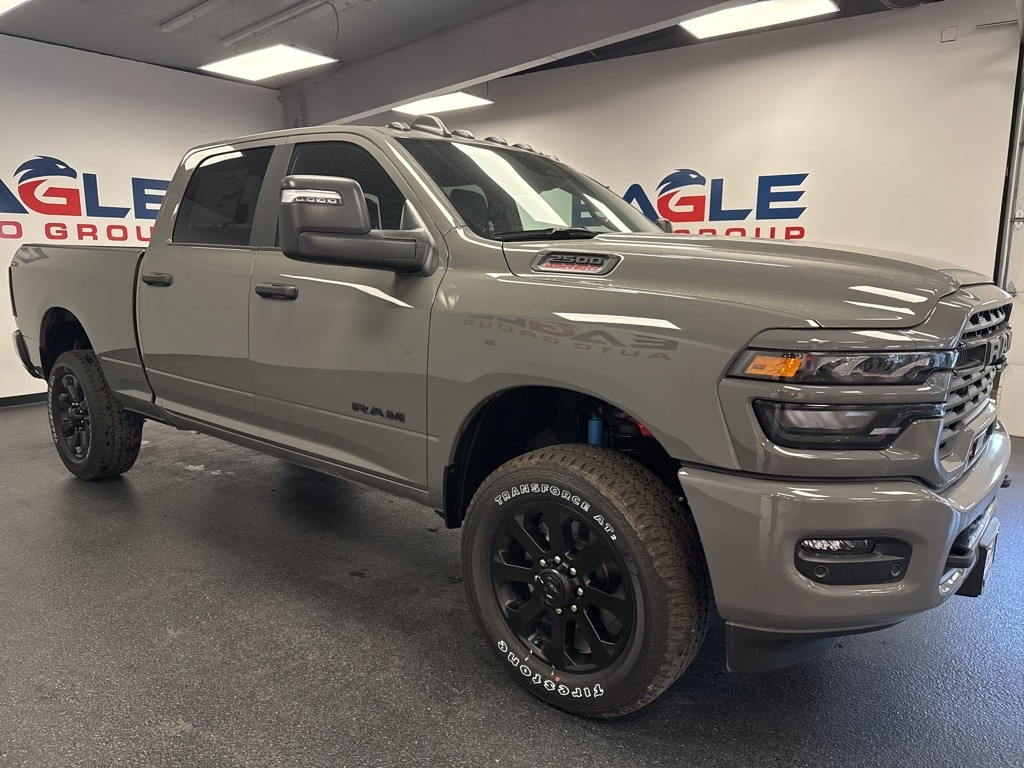 New 2026 Ram 2500 BIG HORN CREW CAB 4X4 6'4 BOX Pickup