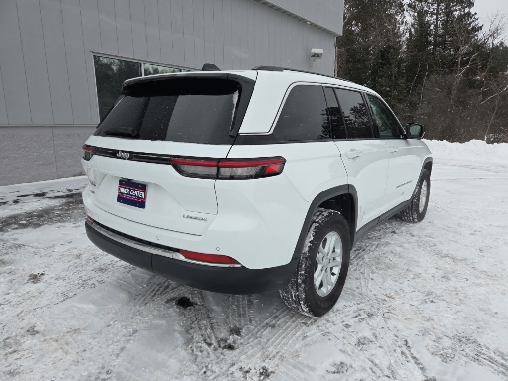 Used 2023 Jeep Grand Cherokee Laredo SUV