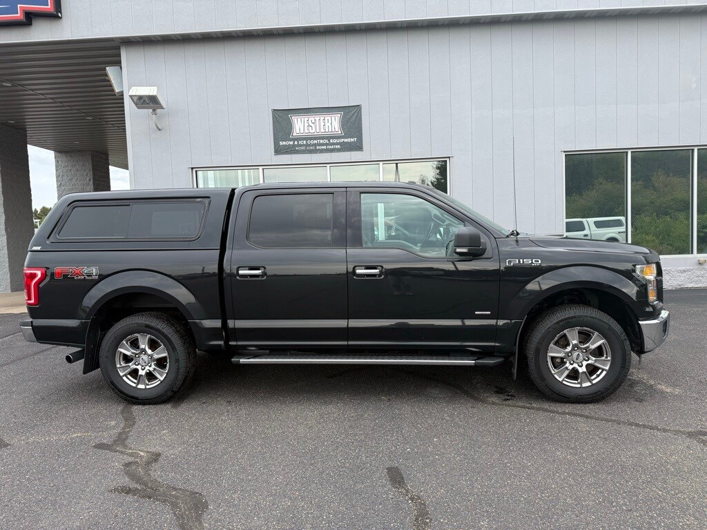 2015 Ford F-150 XLT photo 2