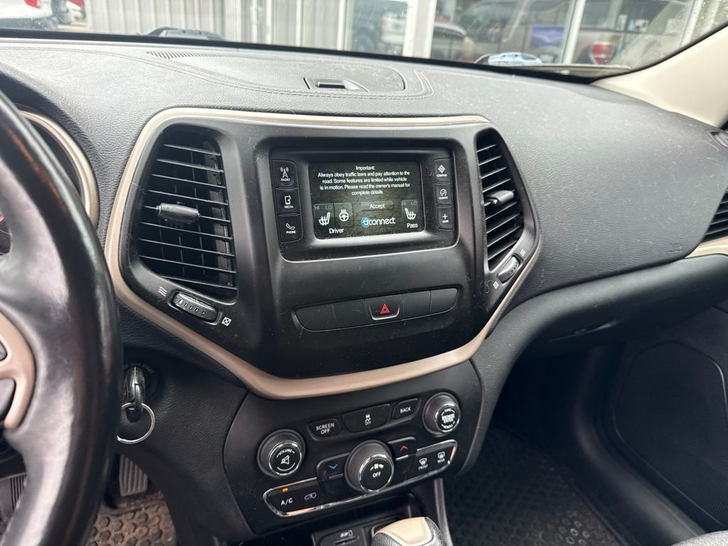 Used 2014 Jeep Cherokee Latitude SUV