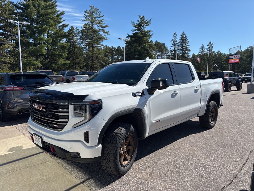 2023 GMC Sierra AT4 4WD Crew Cab Short Box's photo