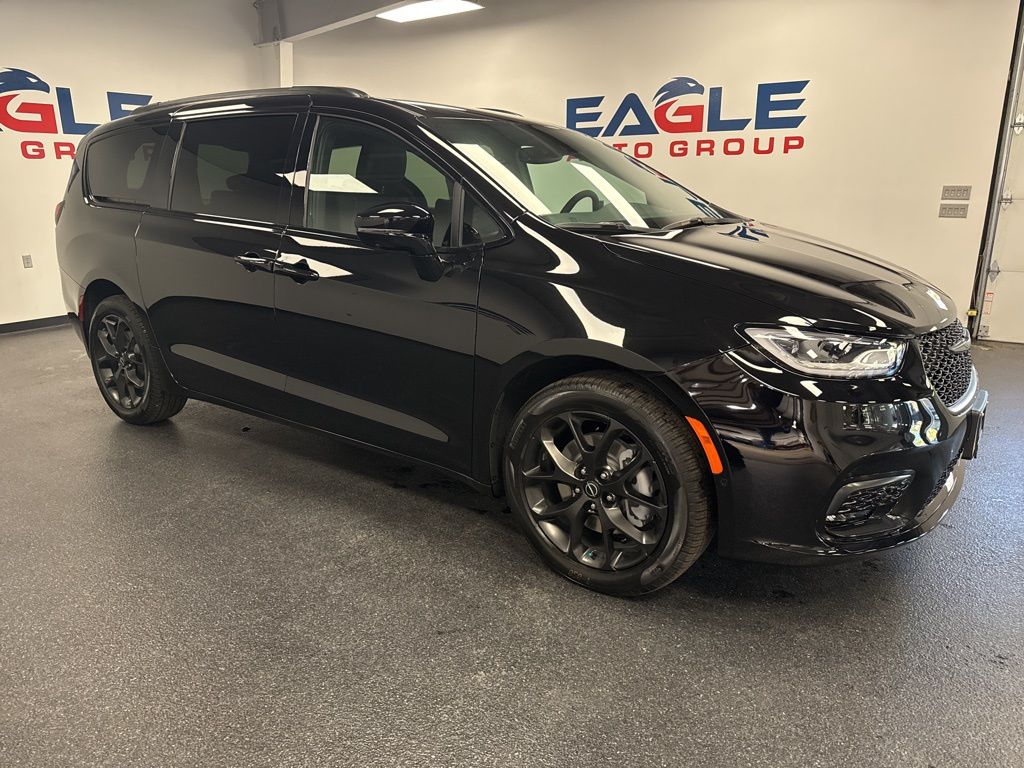 2026 Chrysler Pacifica