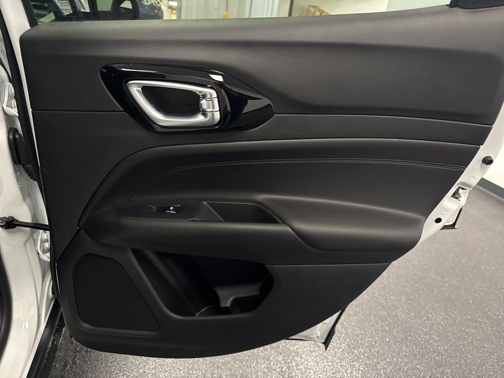 2026 Jeep Compass Altitude - Photo 32