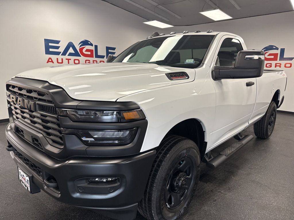 2026 RAM 3500 Tradesman - Photo 5
