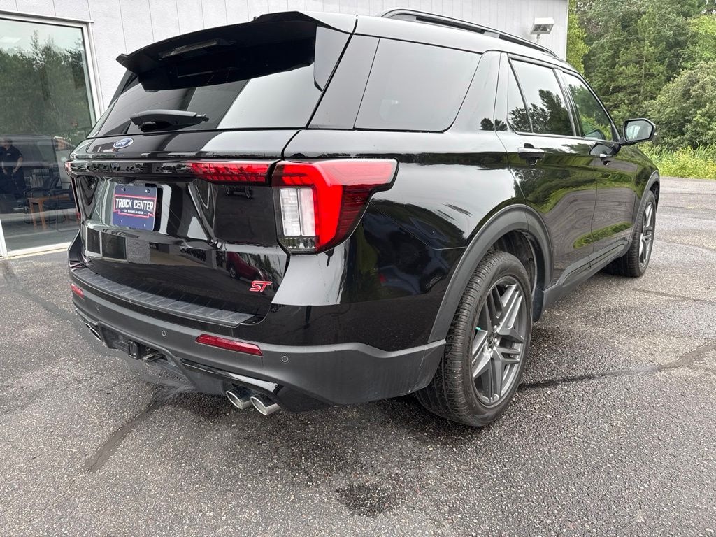 Used 2025 Ford Explorer ST SUV