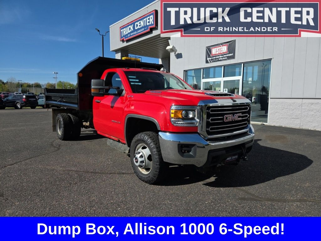 2018 GMC Sierra 4WD Regular Cab Chassis LWB's photo