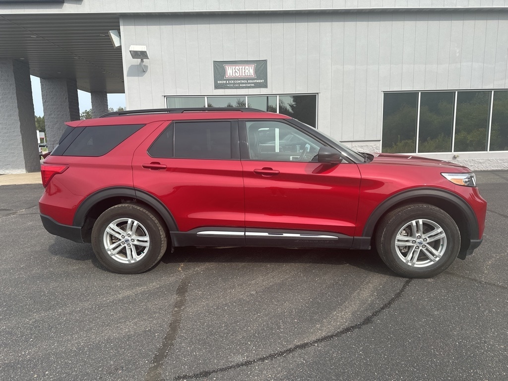 Used 2022 Ford Explorer XLT with VIN 1FMSK8DH3NGB81963 for sale in Eagle River, WI