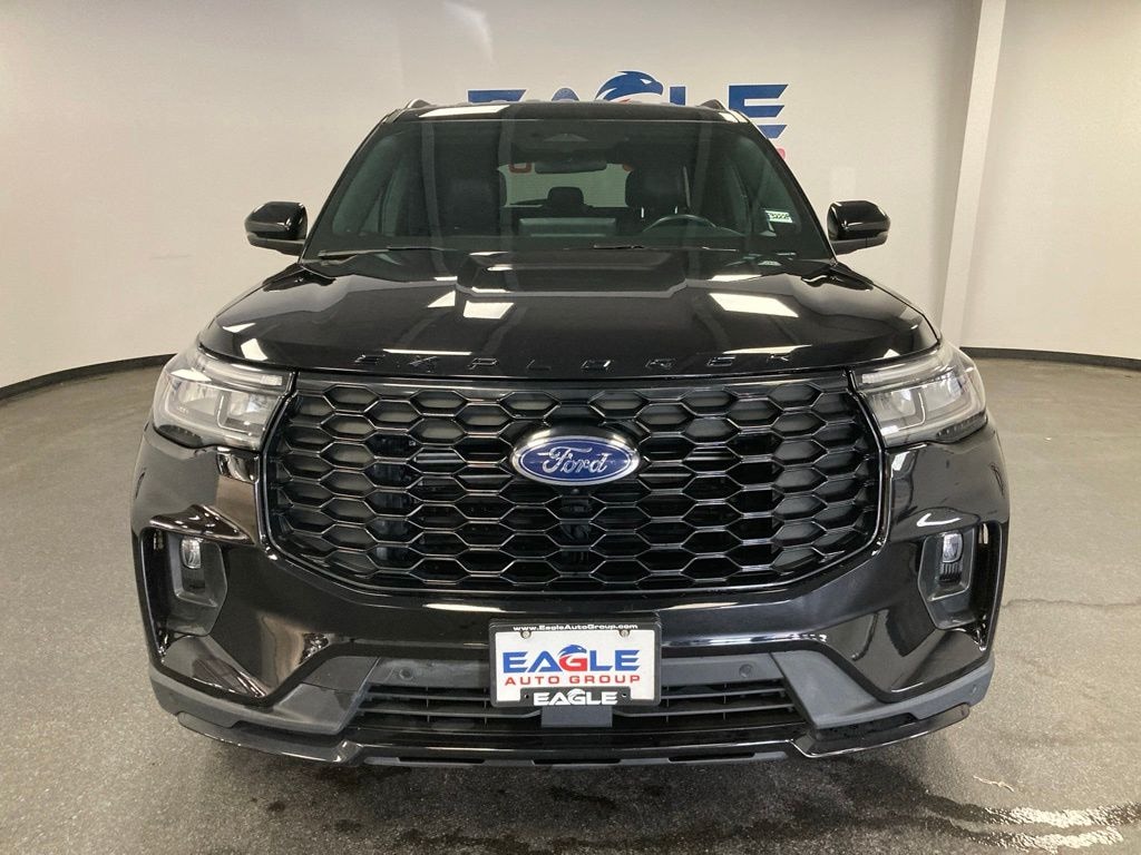 Used 2025 Ford Explorer ST-Line SUV