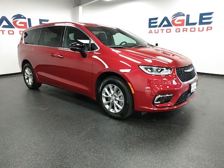 2025 Chrysler Pacifica SELECT AWD Passenger Van