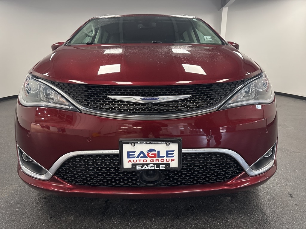 Used 2020 Chrysler Pacifica Touring L Plus Minivan/Van
