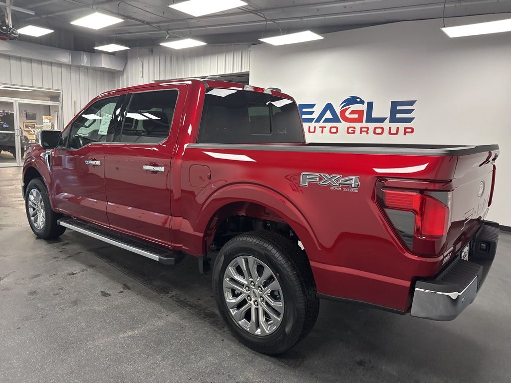 2026 Ford F-150 XLT - Photo 8