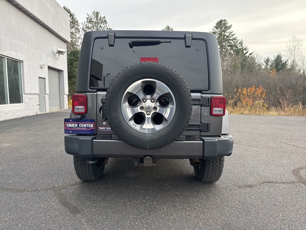 Used 2017 Jeep Wrangler Unlimited Sahara SUV
