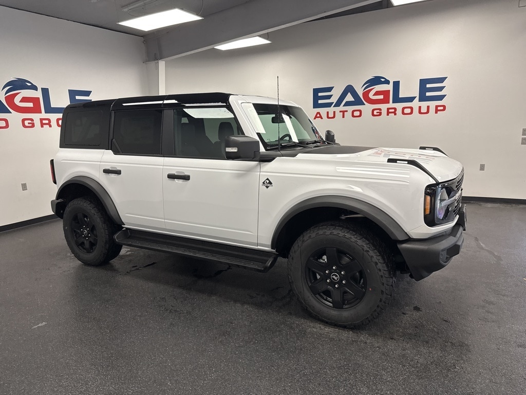 2025 Ford Bronco 4-Door Outer Banks's photo