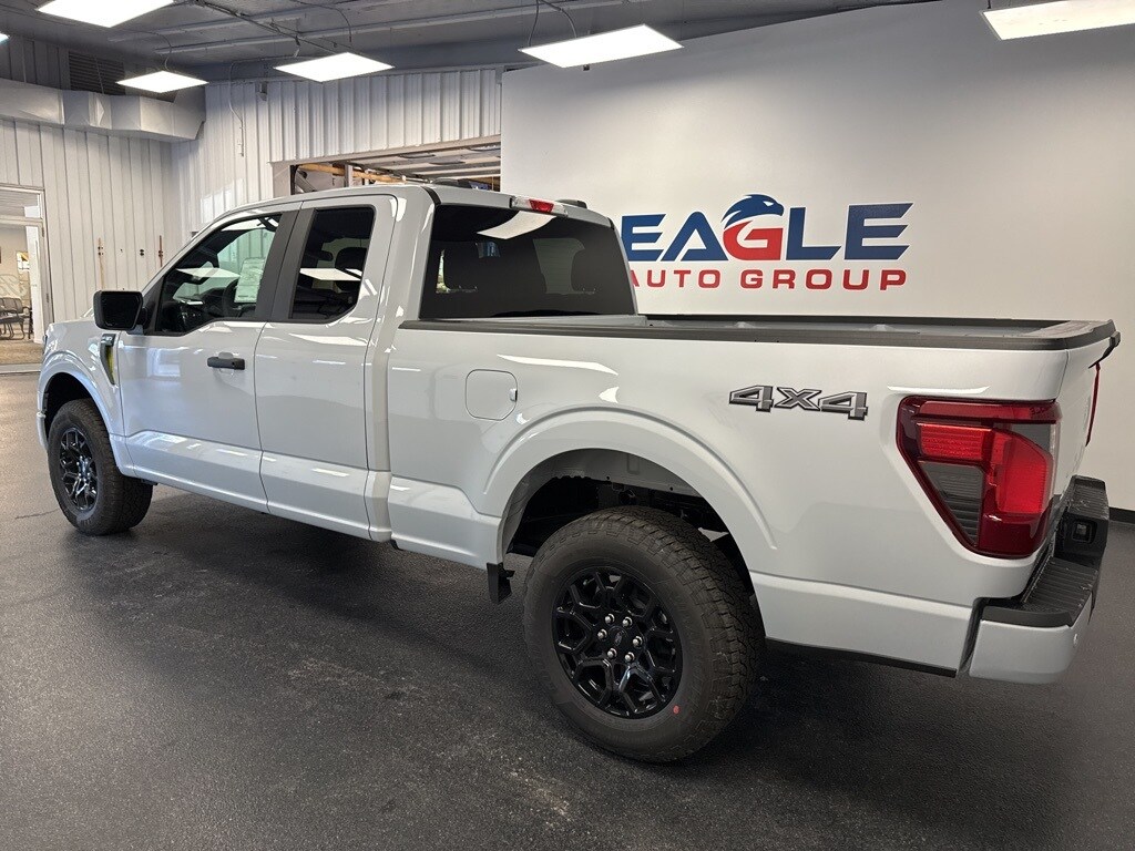 2025 Ford F-150 STX photo 2