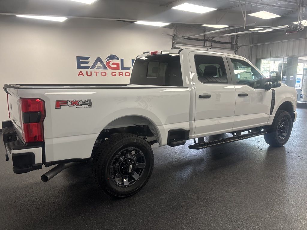 2026 Ford F-350 Super Duty XL - Photo 16