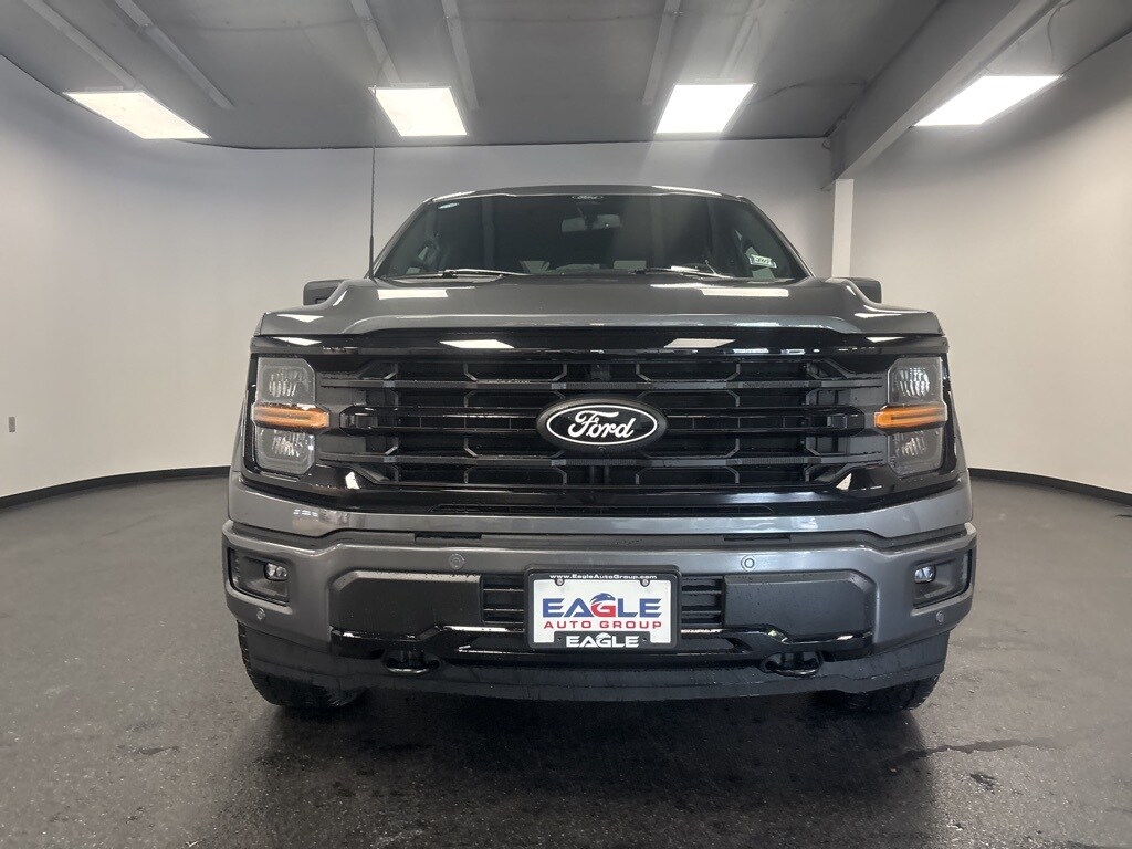 2025 Ford F-150 XLT photo 4