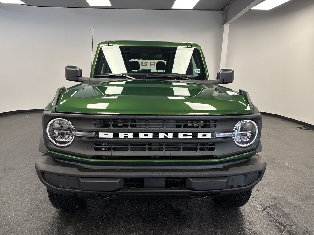 New 2025 Ford Bronco Base SUV