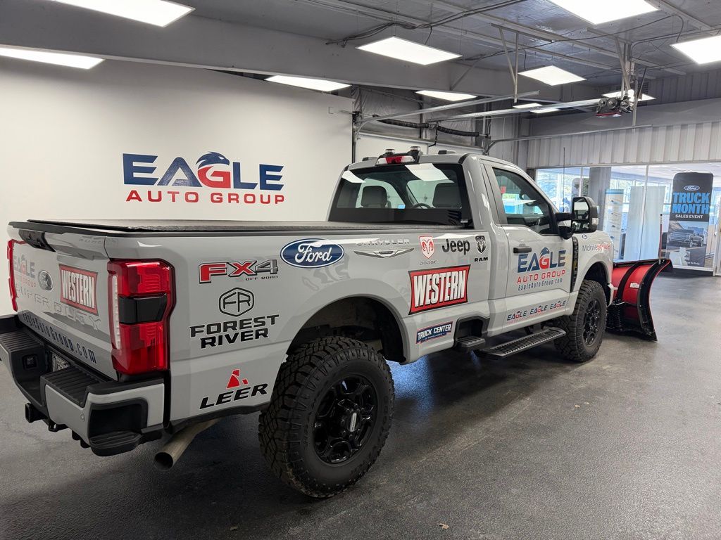 2026 Ford F-350 Super Duty XL - Photo 11