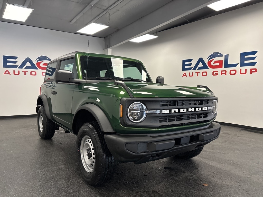 New 2025 Ford Bronco Base SUV