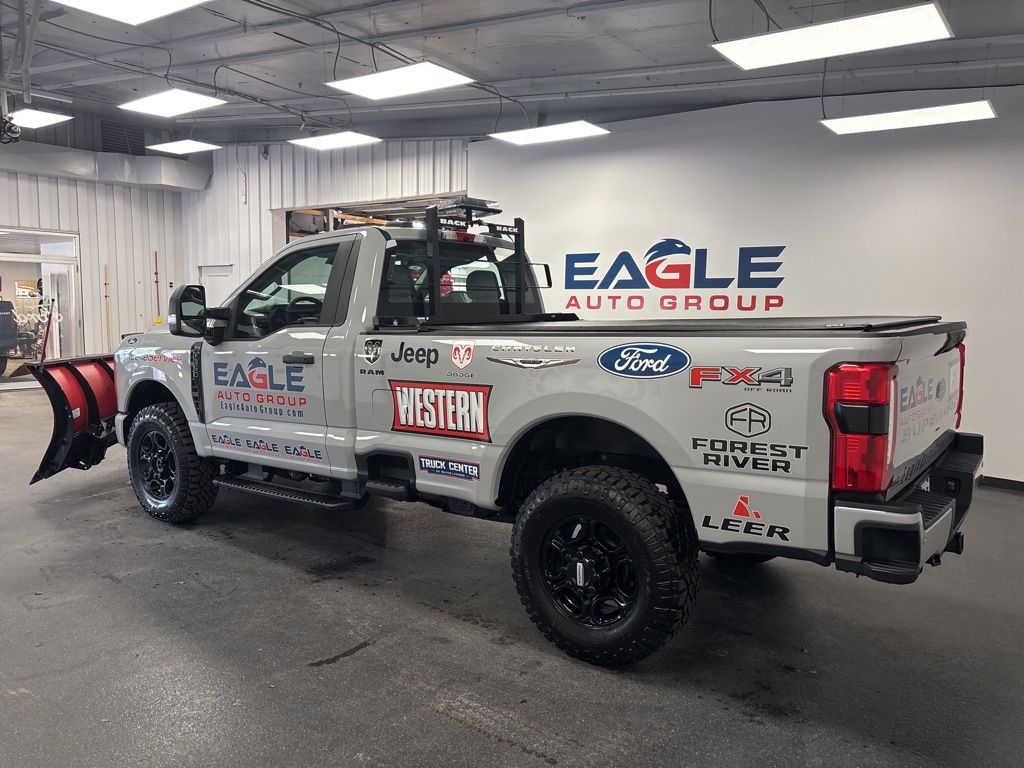 2026 Ford F-350 Super Duty XL - Photo 8
