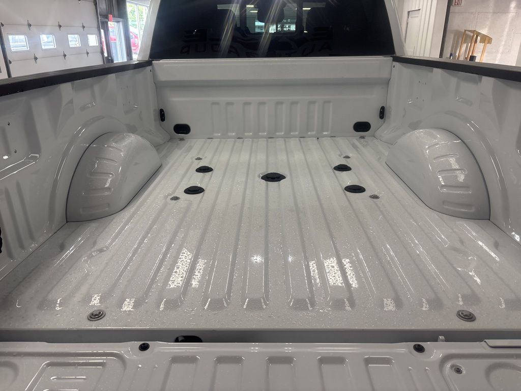 2026 Ford F-350 Super Duty XL - Photo 31