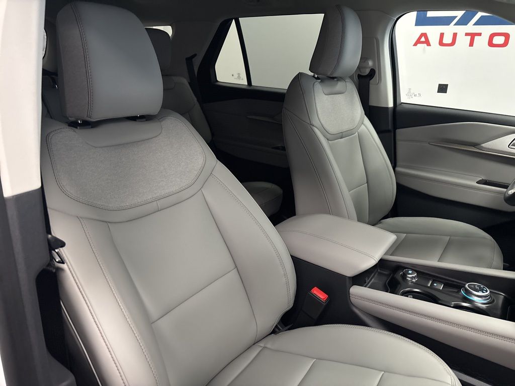 2026 Ford Explorer Active - Photo 32