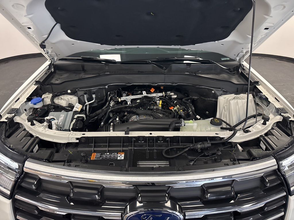 2026 Ford Explorer Active - Photo 15