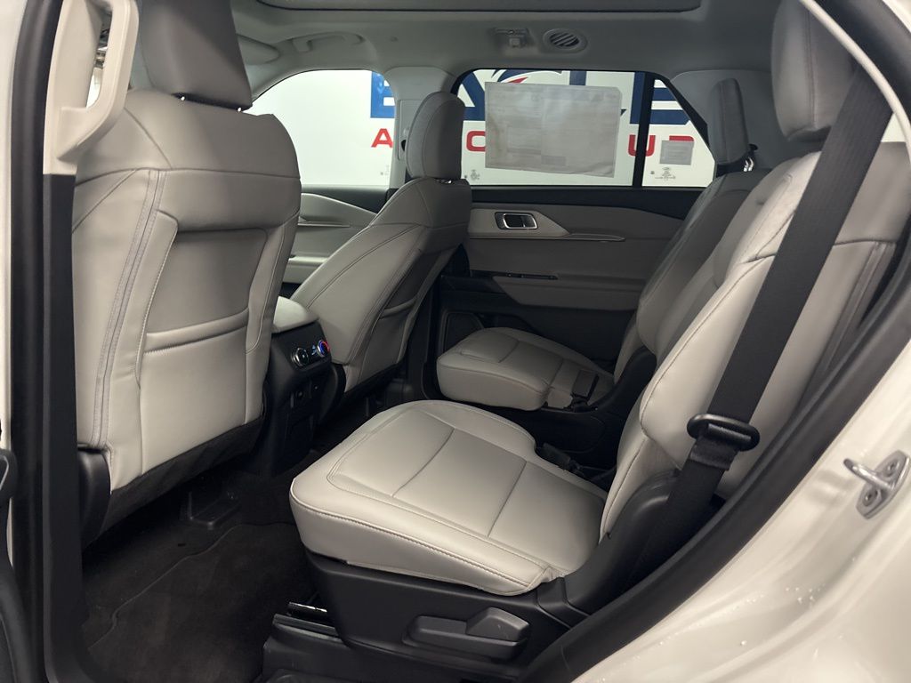 2026 Ford Explorer Active - Photo 23