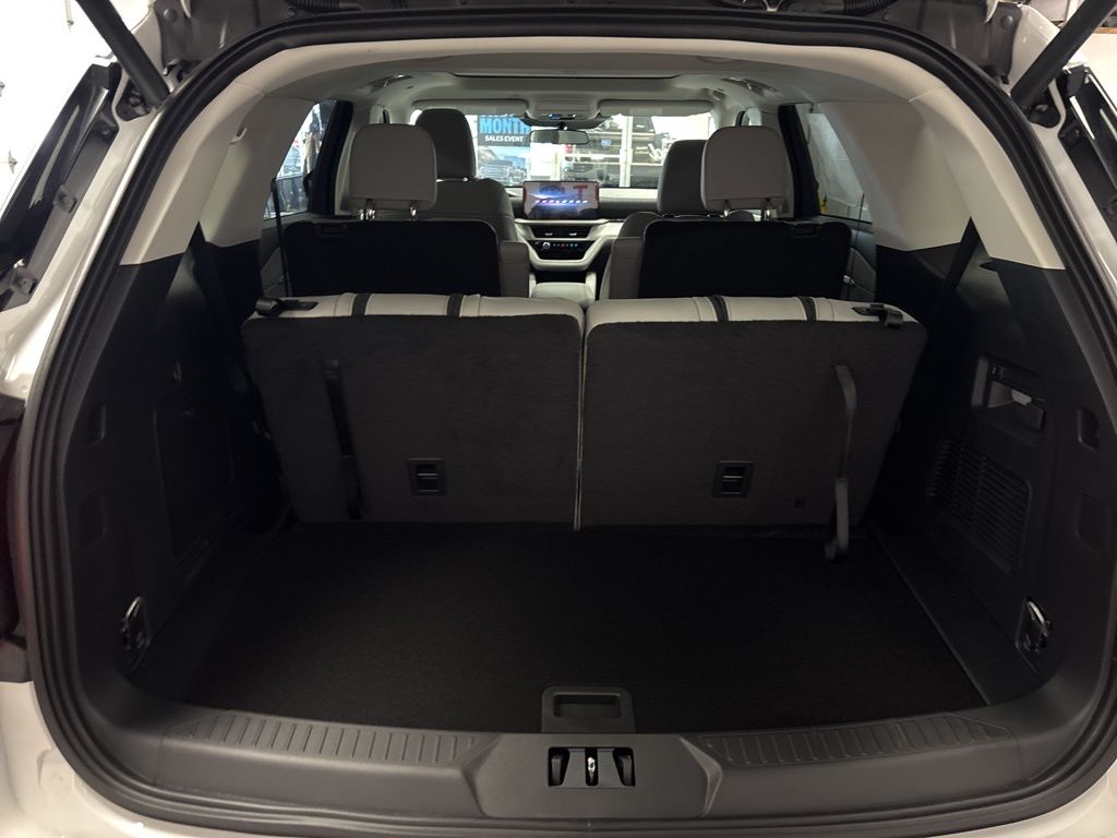 2026 Ford Explorer Active - Photo 26
