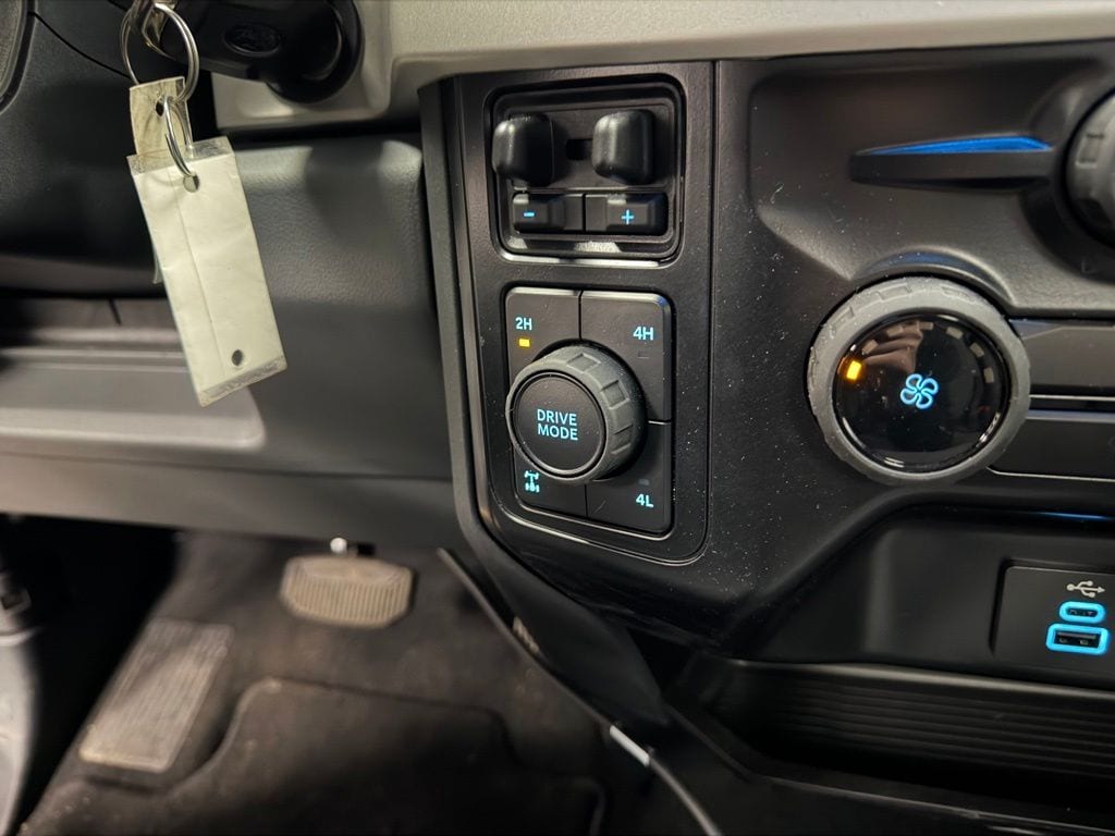 2026 Ford F-350 Super Duty XL - Photo 29