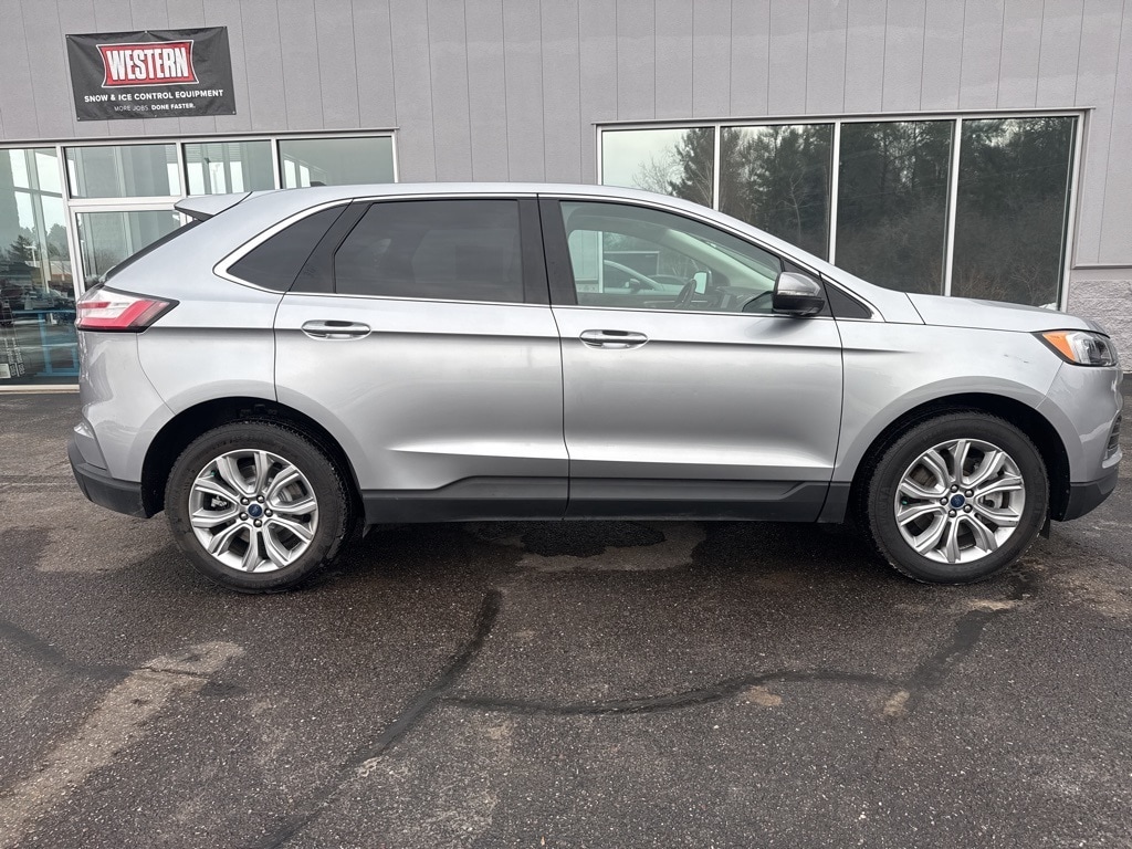 Used 2022 Ford Edge Titanium SUV