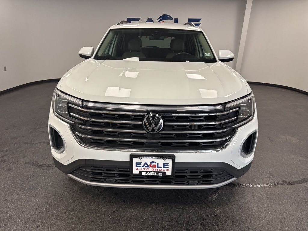 Used 2024 Volkswagen Atlas 2.0T SE w/Technology SUV