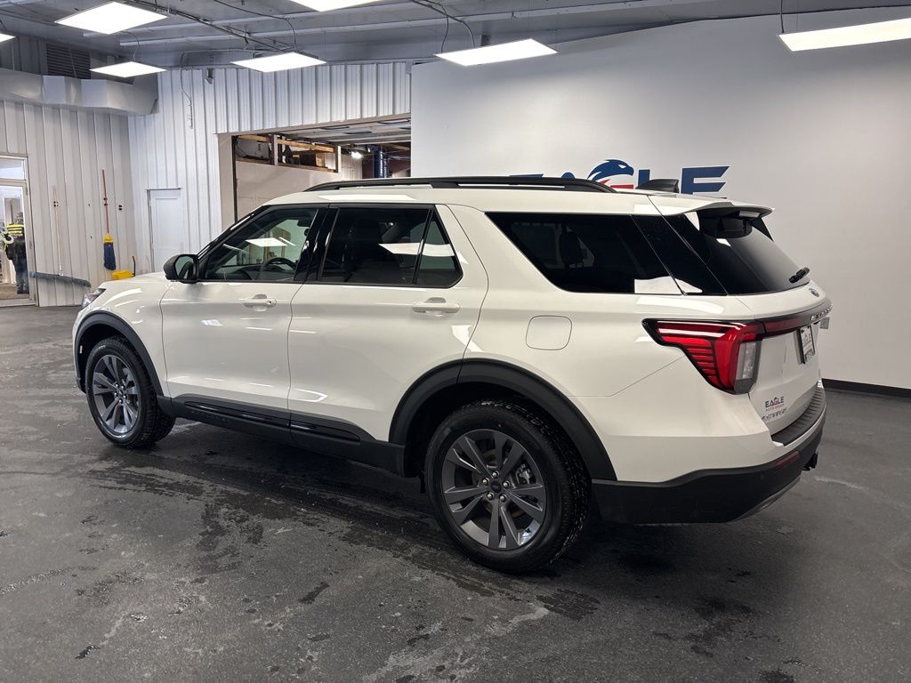 2026 Ford Explorer Active - Photo 7