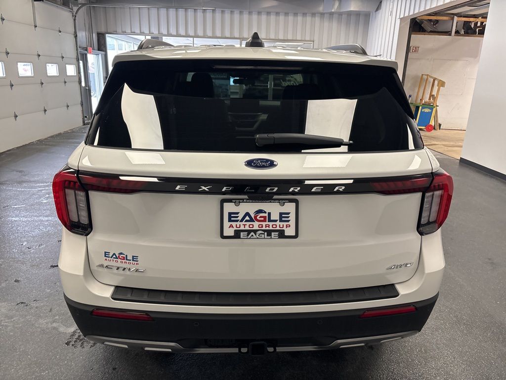 2026 Ford Explorer Active - Photo 9