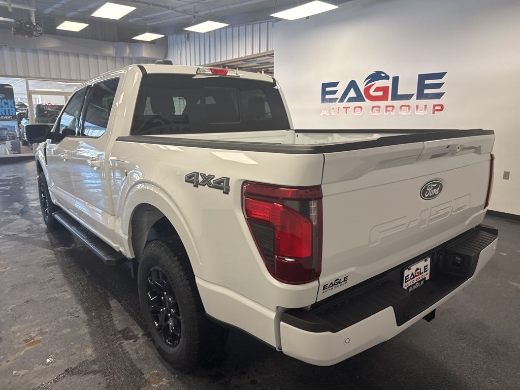 2026 Ford F-150 XLT - Photo 9