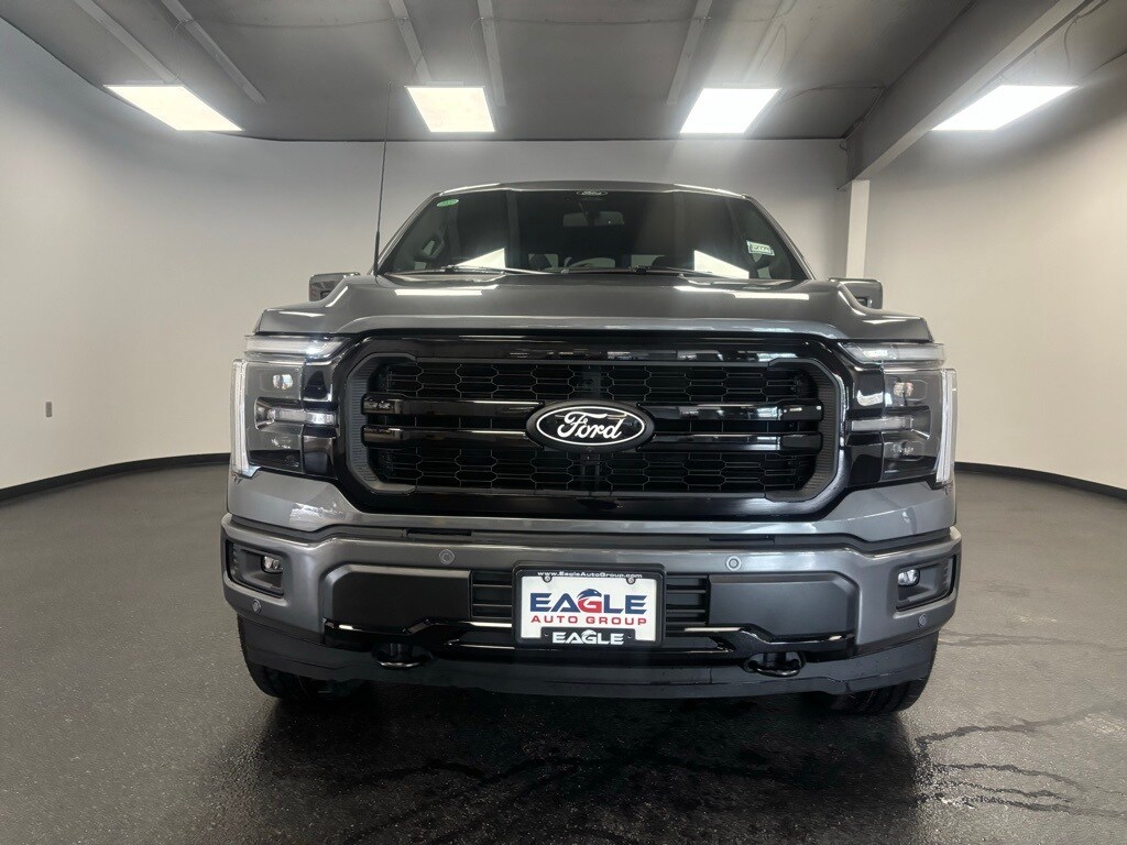 2025 Ford F-150 Lariat photo 4