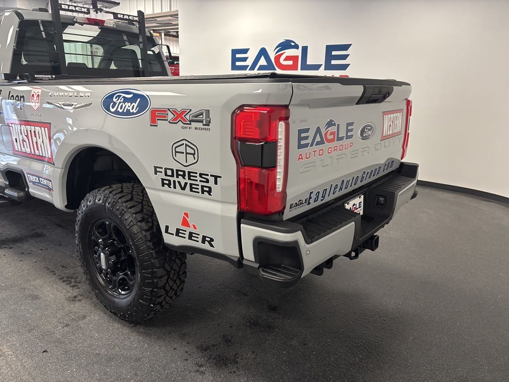 2026 Ford F-350 Super Duty XL - Photo 10