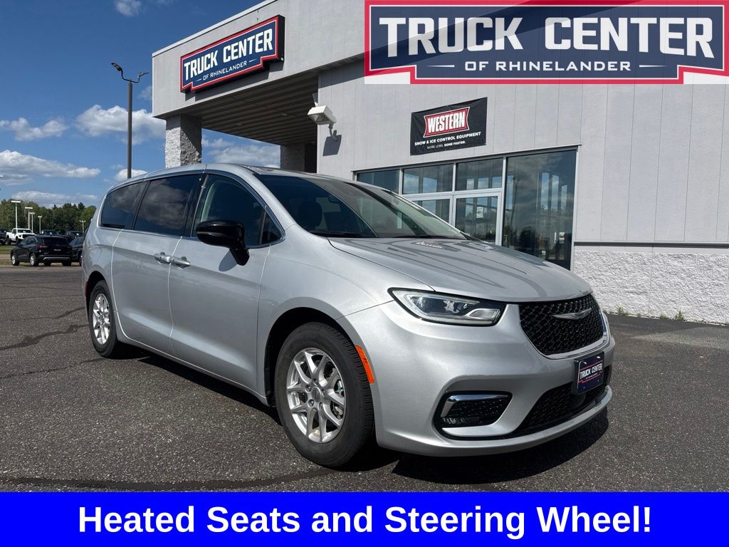 2024 Chrysler Pacifica