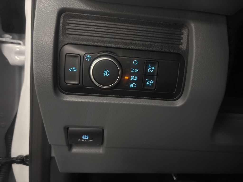 2026 Ford F-350 Super Duty XL - Photo 27