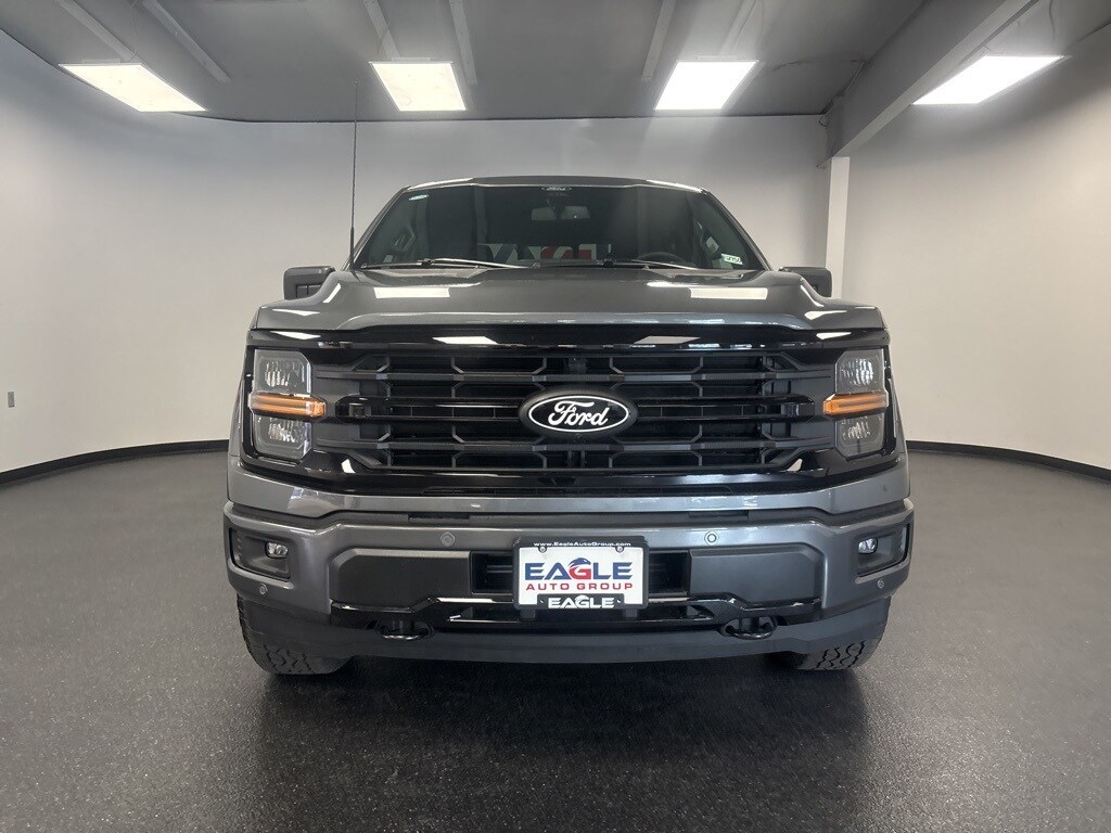 2025 Ford F-150 XLT photo 4