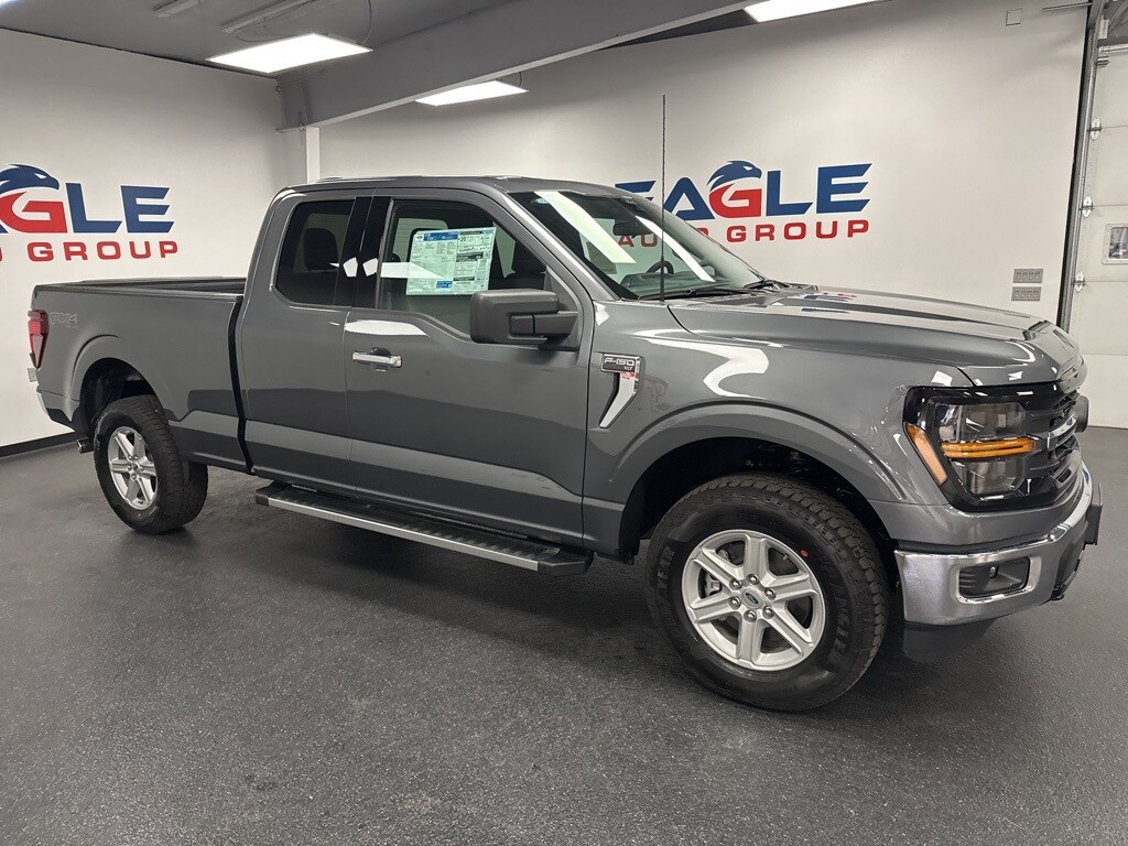 2025 Ford F-150 XLT's photo