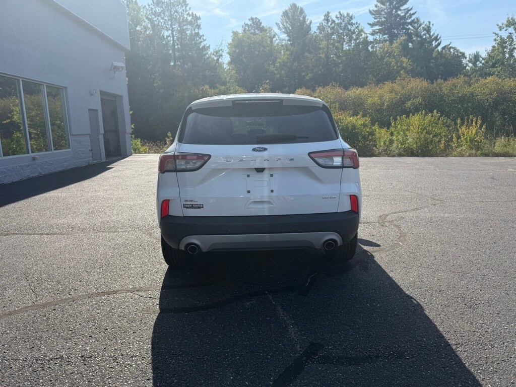 2022 Ford Escape SEL photo 4