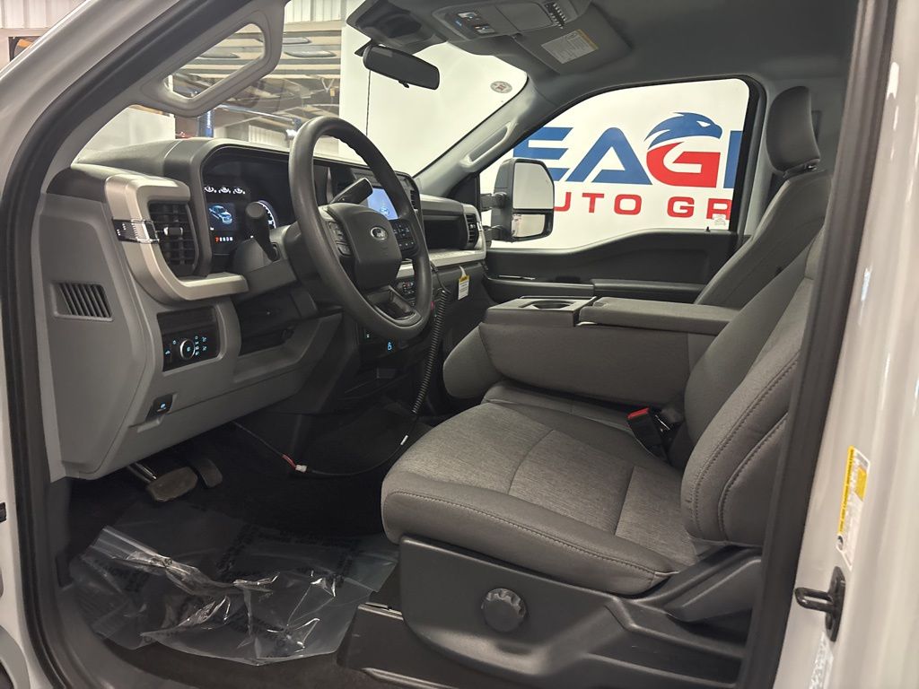 2026 Ford F-350 Super Duty XL - Photo 20