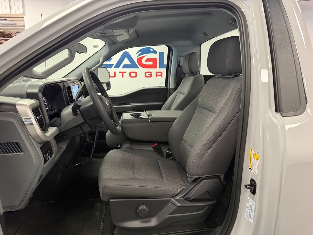 2026 Ford F-350 Super Duty XL - Photo 17