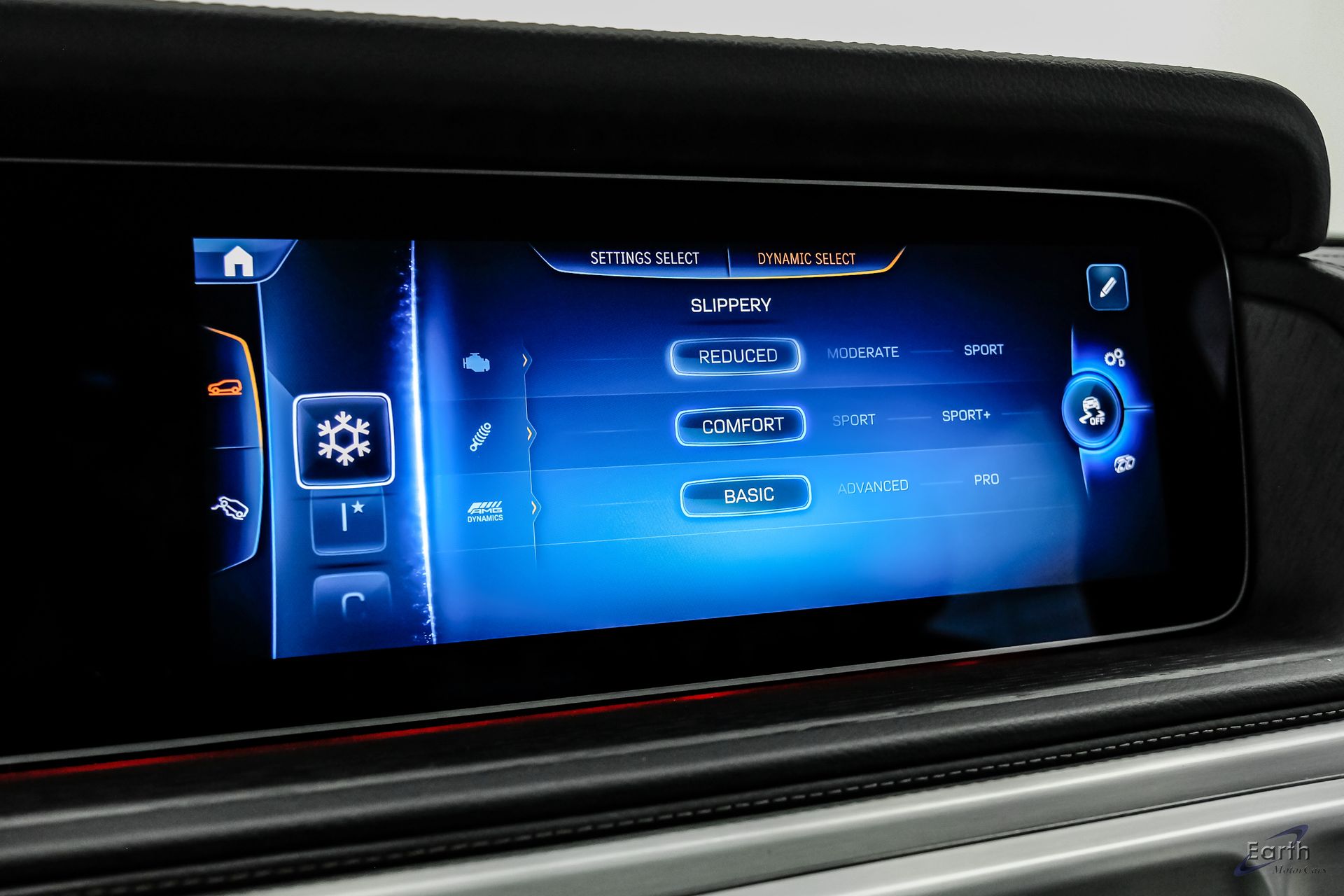 2025 Mercedes-Benz G-Class Mercedes-AMG - Photo 75