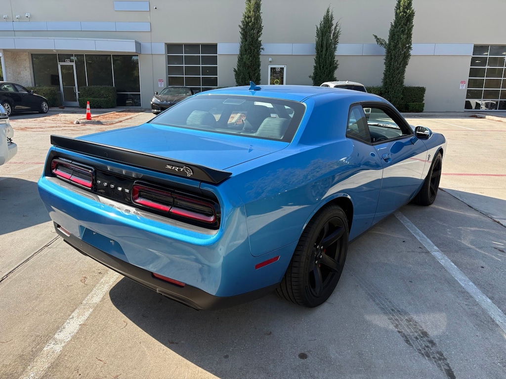 Used 2019 Dodge Challenger SRT Hellcat Laguna Leather Plus Package 6-Speed Ma 2D Coupe