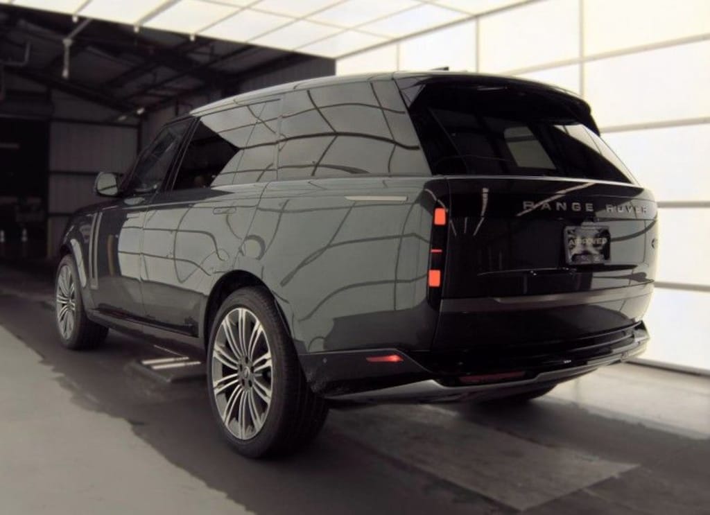 Used 2023 Land Rover Range Rover Autobiography Long Wheel Base 4D Sport Utility