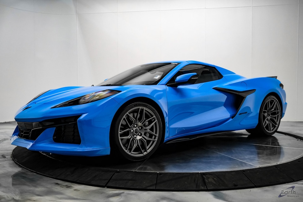 Used 2023 Chevrolet Corvette Z06 Carbon Ceramic Brakes Front Lift 1,800 Miles! Convertible